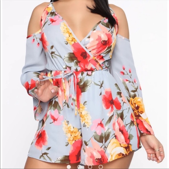 Garden escape floral fashion nova romper small - Picture 4 of 4